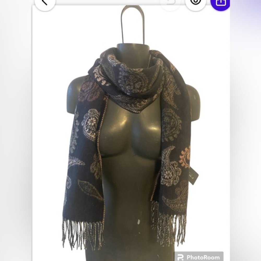 FRAAS- CASHMINK ELEGANT FLORAL SCARF✨Host Pick